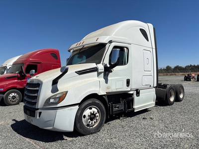 2021 Freightliner Cascadia 126 6x2 トラックトラクター（T/A） (Inoperable)