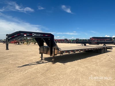 2021 Delco T0II 40 ft T/A Gooseneck Geräteanhänger