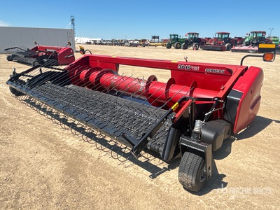 2021 Case IH 3016 15 ft Combine Pickup Header