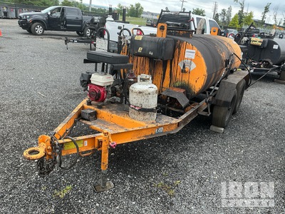 LeeBoy Asphalt Distributor Trailer