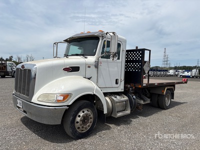 2016 Peterbilt 330 4x2 Hooklift Truck