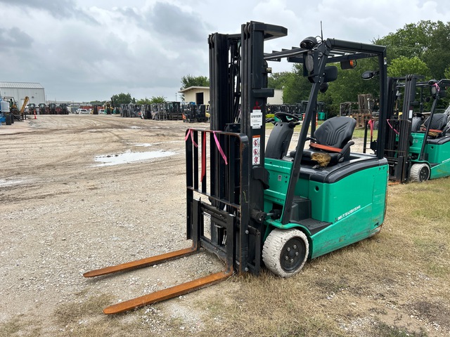 Mitsubishi FB18PNT Electric Forklift (Inoperable)