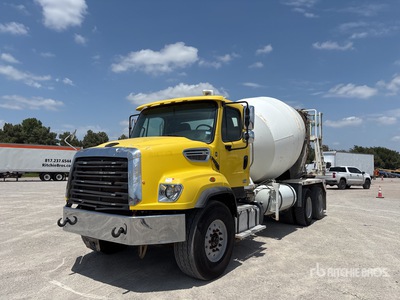 2017 Freightliner 114 SD 6x4 Mixer Truck