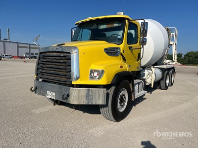 2018 Freightliner 114 SD 6x4 Mixer Truck