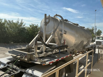 2017 Heil 1040 cft Pneumatic Bulk Trailer
