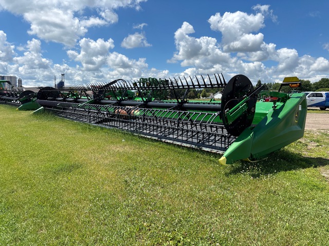 2023 John Deere HD40F 40 ft Flex Draper Combine Header