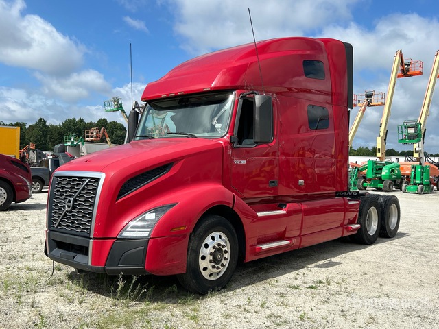 2019 Volvo VNL760 6x4 T/A Sleeper Truck Tractor