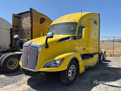 2022 Kenworth T680 6x4 تراكتور شاحنة كابينة النوم (ثنائية المحور) (Inoperable)