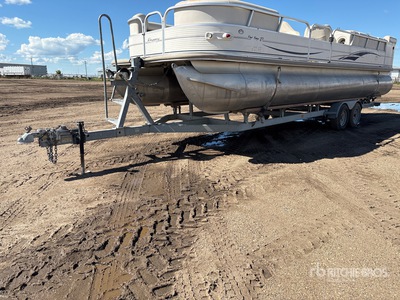 2005 Trailstar 26 ft T/A Boat Trailer