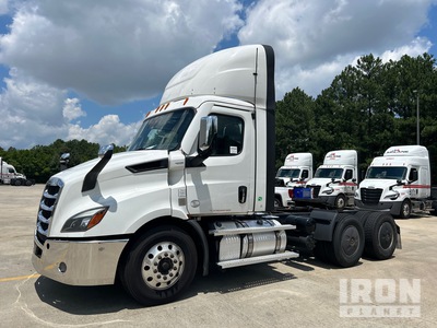 2022 Freightliner Cascadia 116 T/A Day Cab Truck Tractor
