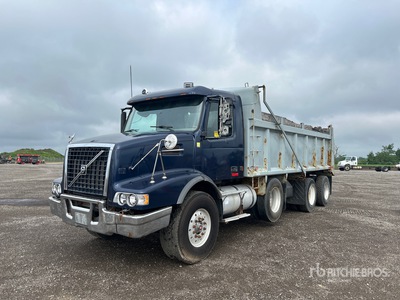 2005 Volvo VHD 8x4 Tri/A Dump Truck