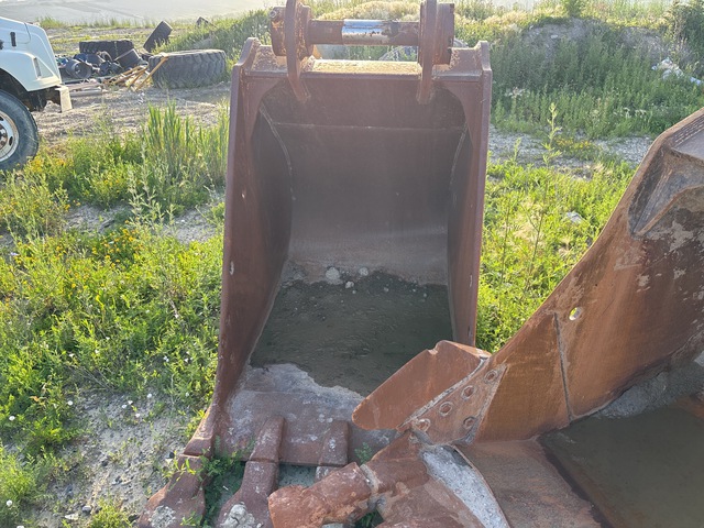 Cat 44 in Q/C Digging Excavator Bucket - Fits Cat 345F
