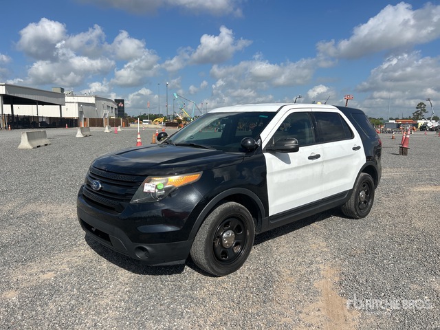 2015 Ford Explorer AWD SUV