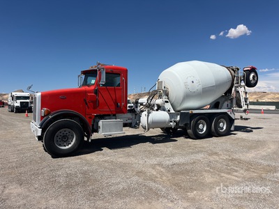 2014 Peterbilt 365 8x4 Mixer Truck