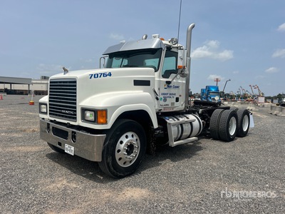 2015 Mack CHU613 6x4 Day Cab Truck Tractor