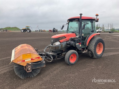 Kubota L5240 Tractor escoba