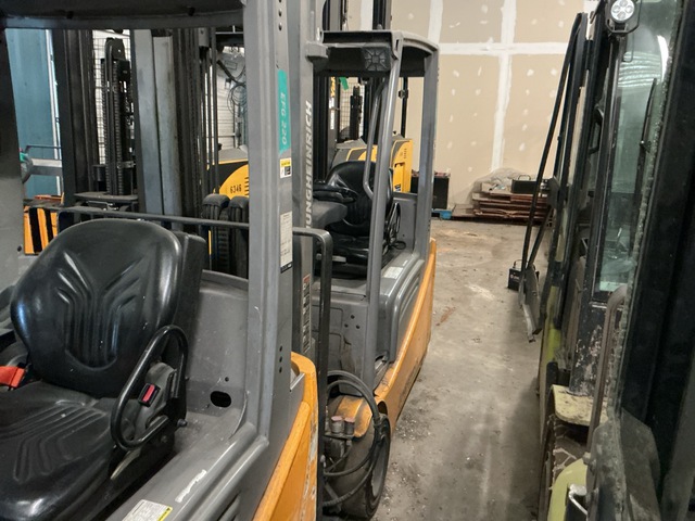 Jungheinrich EFG220 3540 lb Electric Forklift