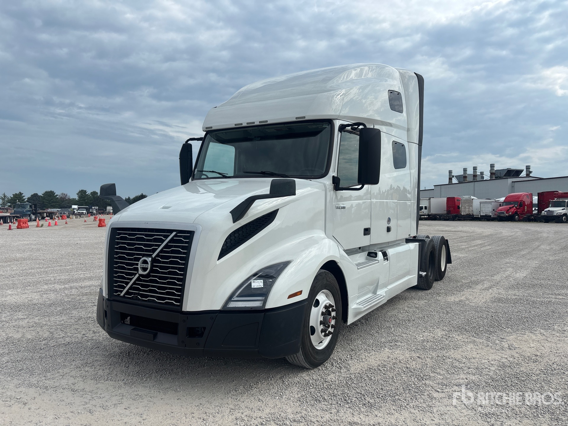 2021 Volvo VNL 6x4 T/A Sleeper Truck Tractor