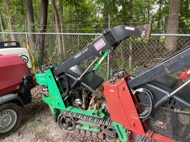 2014 Toro Dingo TX-427 Mini Compact Track Loader