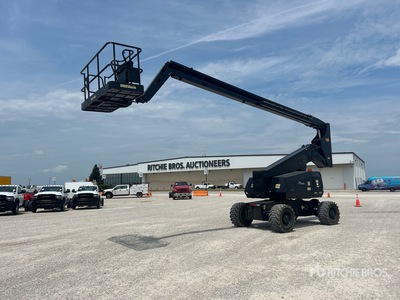 2012 JLG 800A 4WD Gasoline Articulating Boom Lift