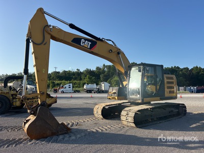 2013 Cat 320E LRR Pelle Hydraulique sur Chenilles