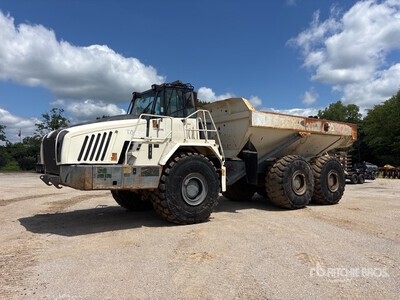 Terex TA400 Kiepwagen met knikbesturing