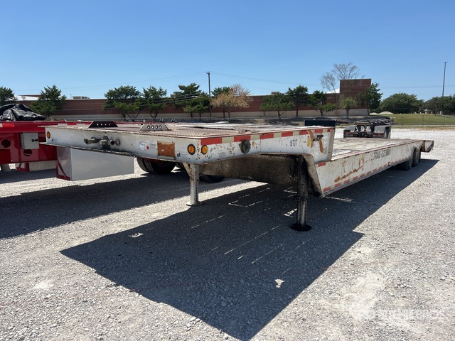 1997 Trail-Eze 48 Ft T/A Hydraulic Tail Trailer