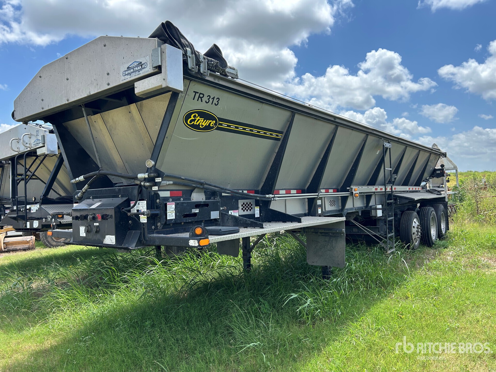2020 Etnyre Flowboy Live Bottom Trailer