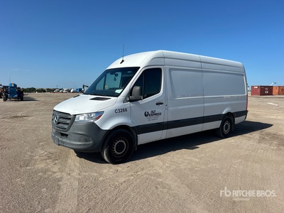 2023 Mercedes-Benz Sprinter 2500 Cargo Van