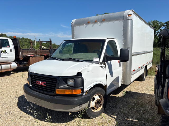 2012 GMC Savana 4x2 Van Truck