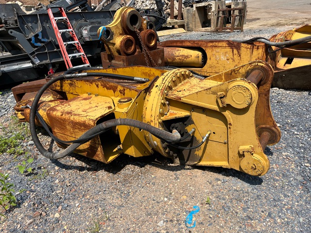 LaBounty UP70 Rotating Demolition Shear - Fits Cat 350 LaBounty UP70 Rotating Demolition Shear - Fits Cat 350