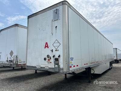 2015 Vanguard 53 ft x 102 in T/A Remorque fourgon