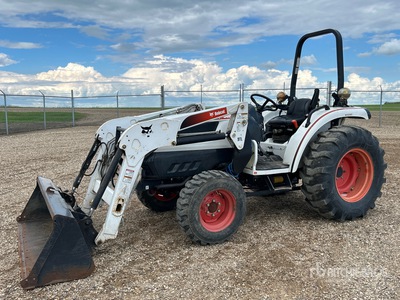 Bobcat CT440 4WD Tractor