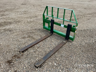 Frontier AP12G 48 in Tractor Pallet Forks