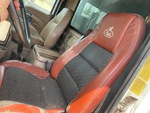 Cab with Seats/armrests