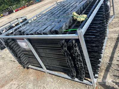 Quantity of (30) 2026 STARVOX SV0810-30 10 ft x 7 ft Powder Coated Clôture (Unused)