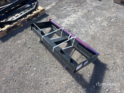 2026 GIYI GY-HF47 47 in Skid Steer Bale Spear (Unused)