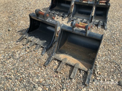 Quantity of (2) Prosource  24 in Digging Excavator Bucket - Fits Sany SY26 (Unused)