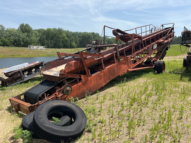 Kolman 101 30 in x 40 ft Portable Transfer Conveyor Kolman 101 30 in x 40 ft Portable Transfer Conveyor