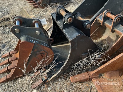 Sany 24 in Digging Excavator Bucket - Fits Sany SY50