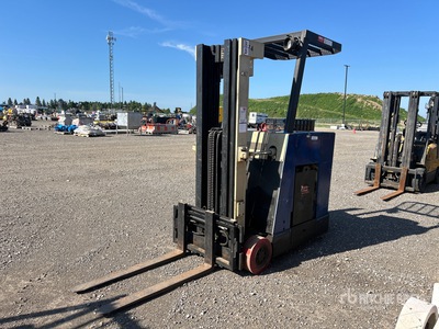 Crown 35RCTT 3150 lb Electric Forklift