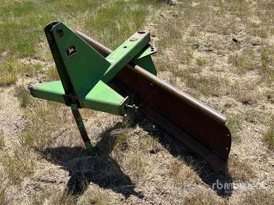 John Deere 96 in Blade Attachment