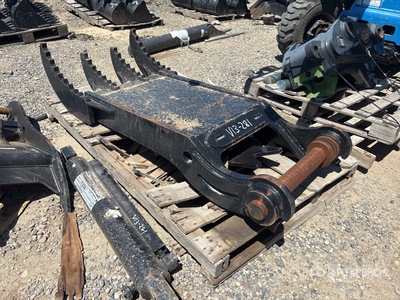 Hydraulic Excavator Thumb - Fits Sany SY215/SY225 (Unused)
