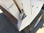 Configuration with Tailgate Latch