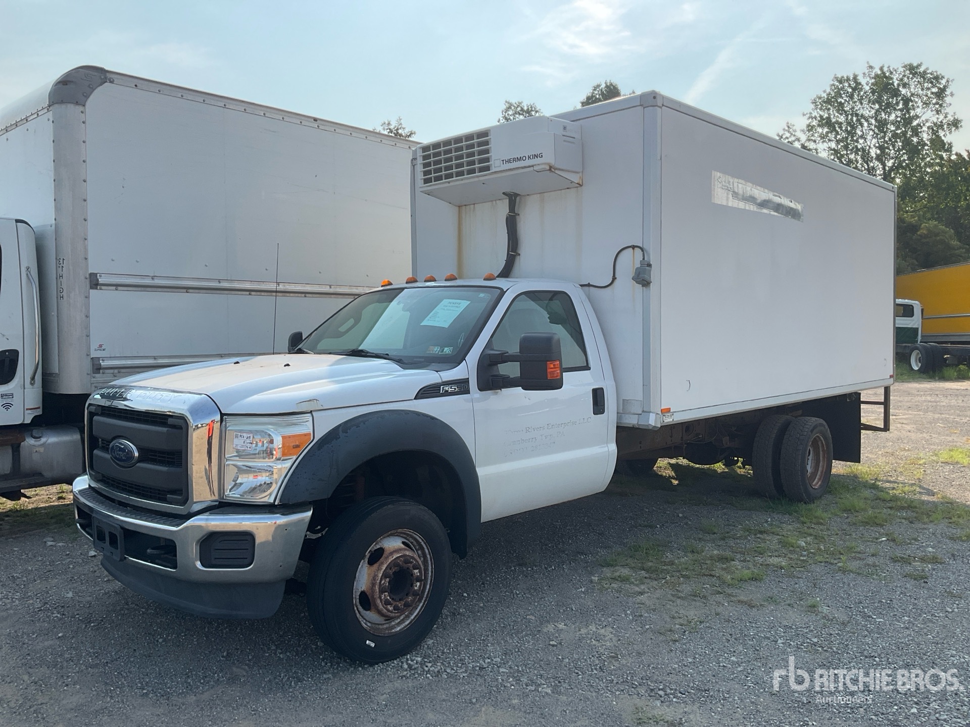 2016 Ford F-550 XL 4x2 Refrigerated Truck