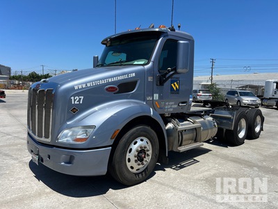2019 Peterbilt 579 LNG 6x4 T/A Day Cab Truck Tractor