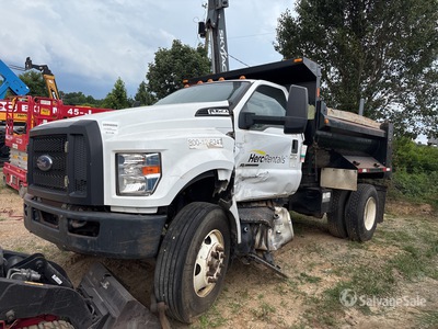 2016 Ford F-750 4x2 S/A Dump Truck