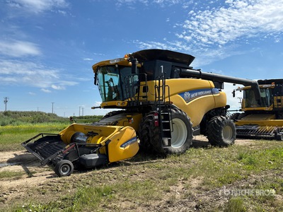 2012 New Holland CR9090 Moissonneuse-batteuse