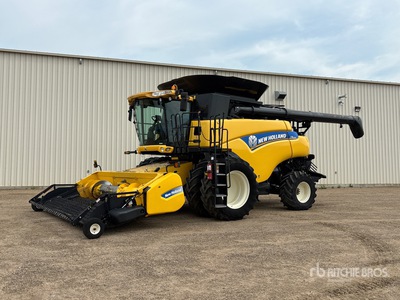 2014 New Holland CR8090 Cosechadora