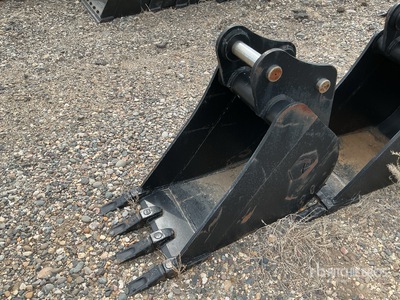 Prosource  18 in .17 cyd Digging Excavator Bucket - Fits Sany SY60 (Unused)